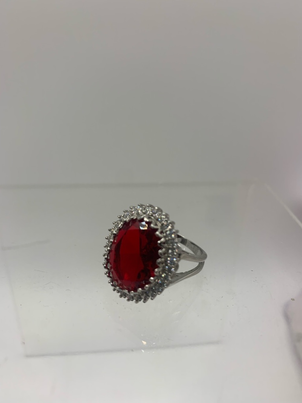 Garnet and Rhinestone Ring - Picture 5 of 6